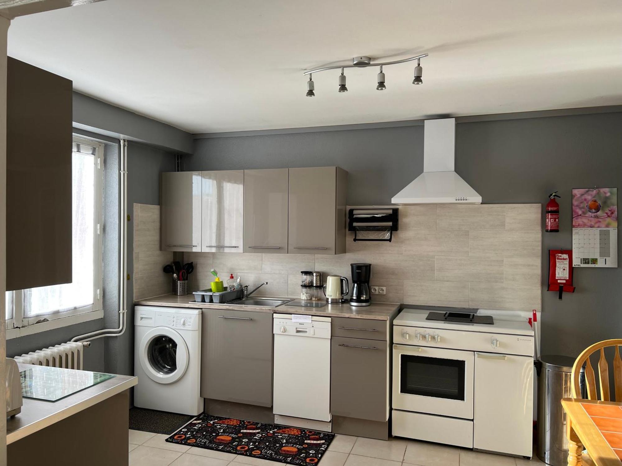 Gite Du St Martin Apartment Oradour-Fanais Exterior photo